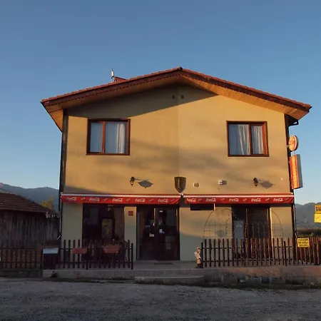 Bogolonta - Olimp * Apriltsi (Lovech)